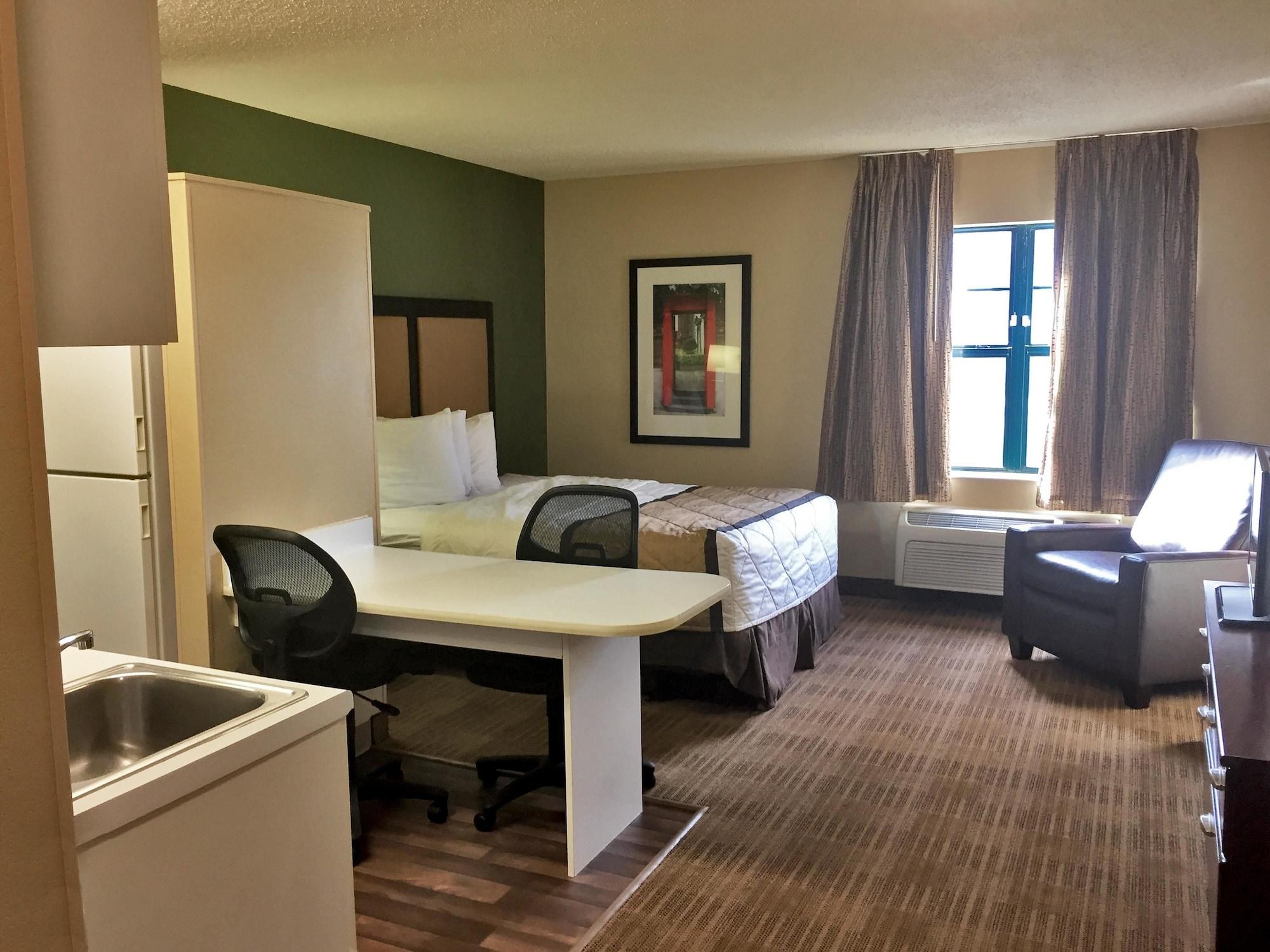Extended Stay America Suites - Albany - Suny Екстер'єр фото